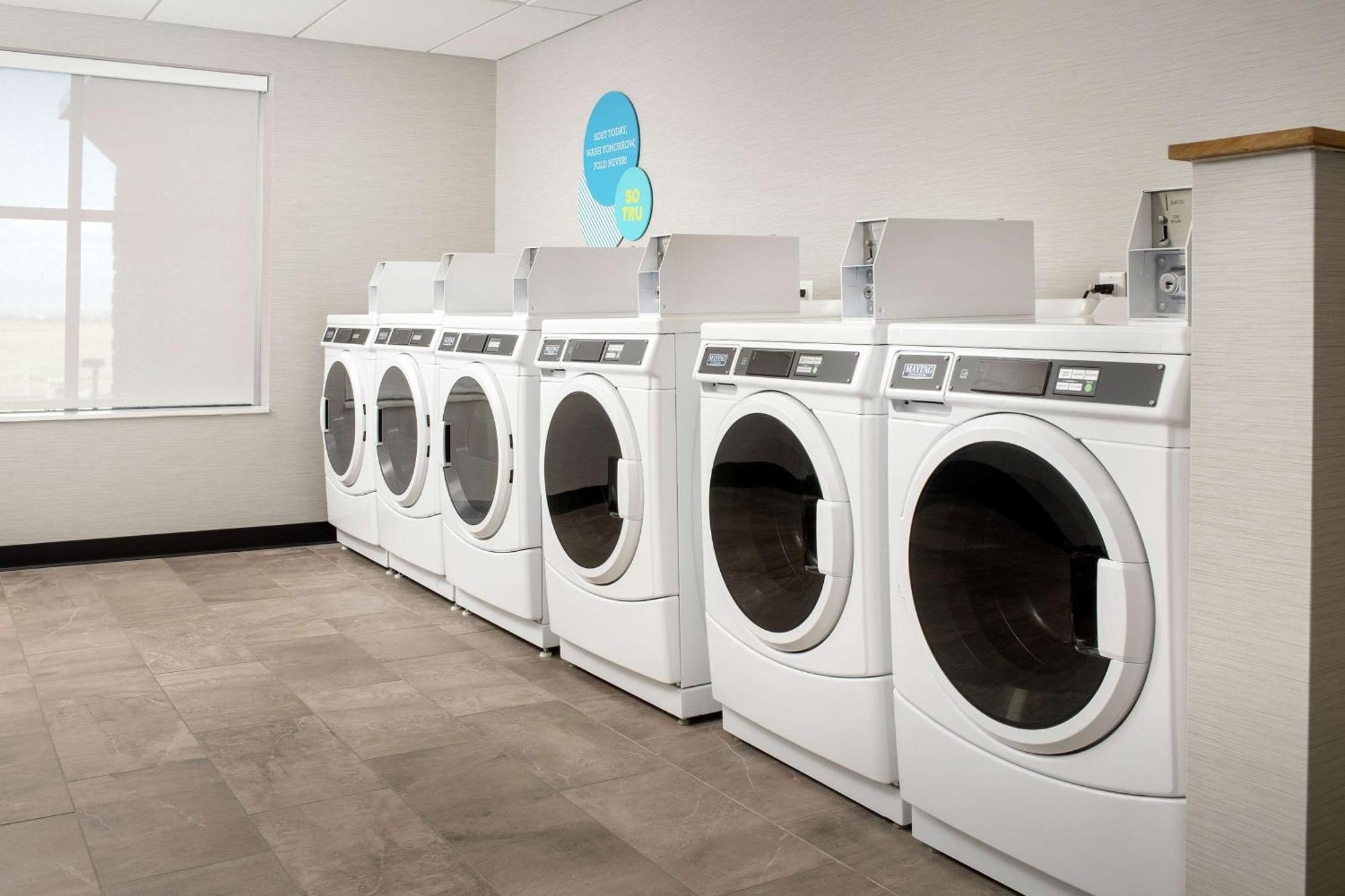 Tru By Hilton Denver Airport Tower Road Εξωτερικό φωτογραφία